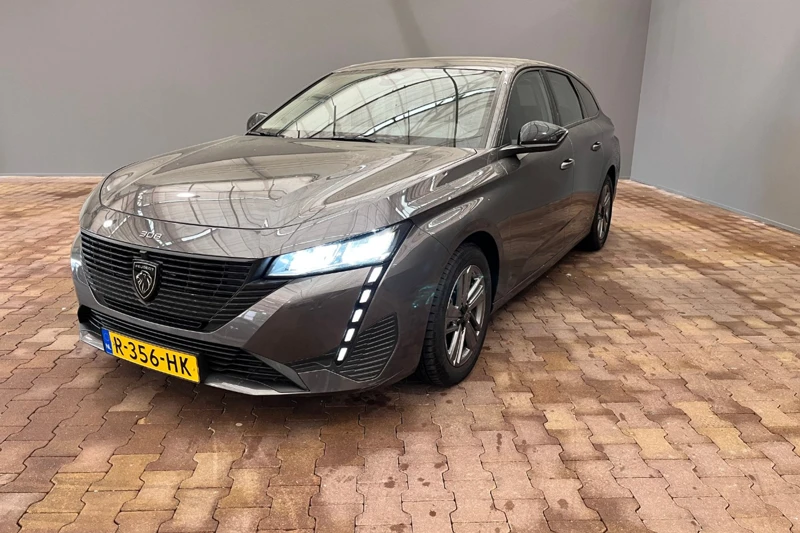 Peugeot 308 SW 1.2 130Pk Active Pack Business | Trekhaak | Apple/Android Carplay | LED | Parkeersensoren | Bluetooth | Virtueel Dashboard |