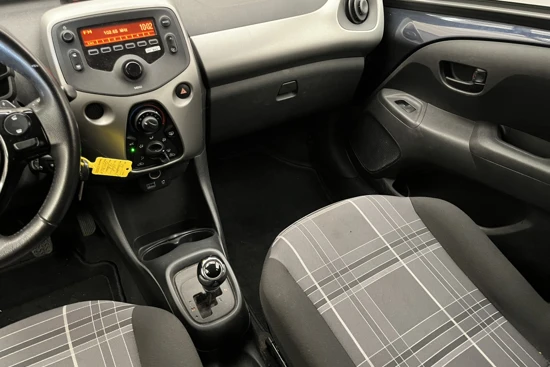 Peugeot 108 1.0 70PK Active | Automaat! | 32.000KM! | Airco | Bluetooth | DAB | Led Dagrij verlichting | Centrale vergrendeling | 5-Deurs