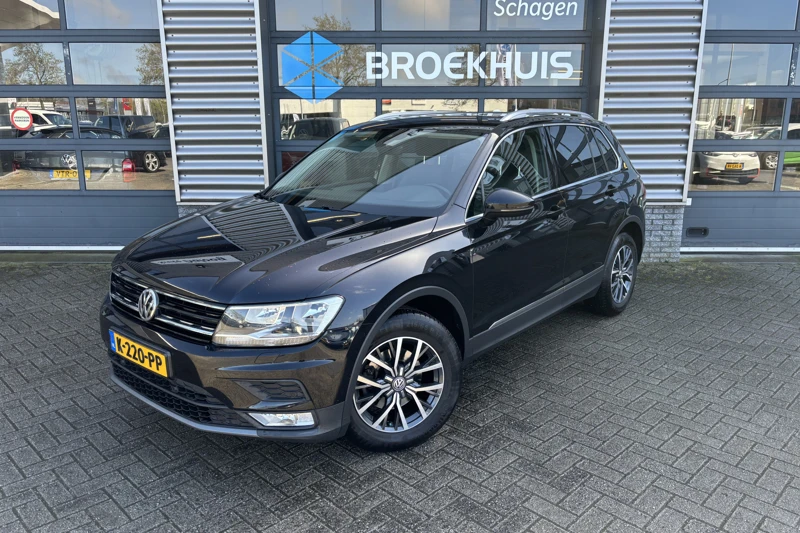 Volkswagen Tiguan 1.4 TSI 125 pk Connected Series | Sensoren V & A | Bluetooth | Trekhaak |