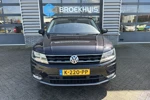 Volkswagen Tiguan 1.4 TSI 125 pk Connected Series | Sensoren V & A | Bluetooth | Trekhaak |