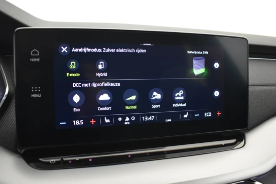 Škoda Octavia Combi 1.4 TSI iV PHEV Style 204pk | Adaptief cruise control | Navigatie | Dodehoekdetectie | Elektrische stoelen met geheugen |