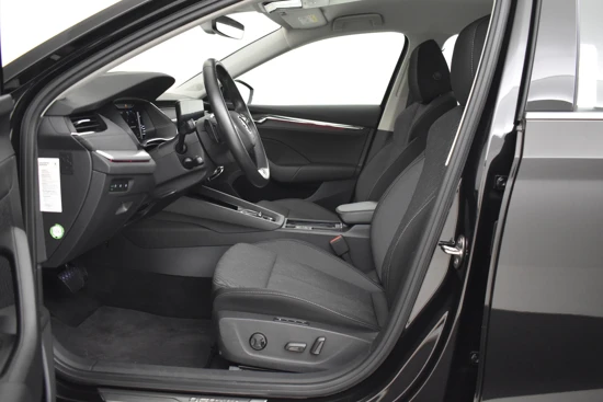 Škoda Octavia Combi 1.4 TSI iV PHEV Style 204pk | Trekgewicht 1500KG | Adaptief cruise control | Head up display | Trekhaak | Keyless | Elektr