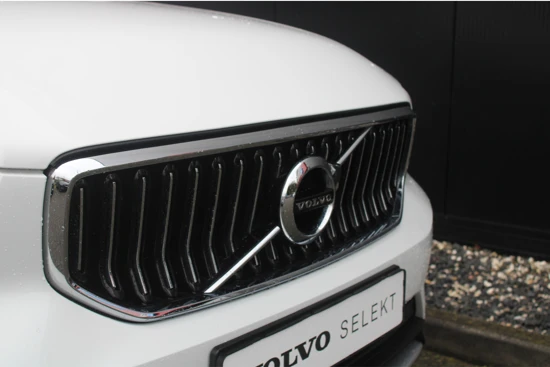 Volvo XC40 T4 Recharge Inscription | Adaptieve cruise | Camera | BLIS | Keyless | DAB | Winter-pack