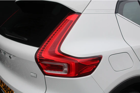 Volvo XC40 T4 Recharge Inscription | Adaptieve cruise | Camera | BLIS | Keyless | DAB | Winter-pack