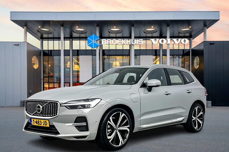 Volvo XC60 T8 Recharge Ultimate Bright | 21" | Luchtvering | B&W | 360 Camera | Gelaagd glas | Trekhaak | Panoramadak | Head-up | Sportstoe