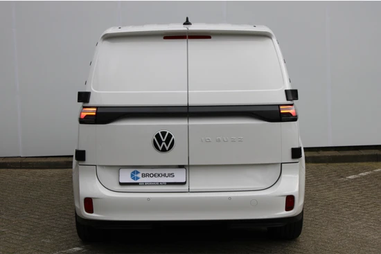 Volkswagen ID. Buzz Cargo L1H1 77 kWh 204PK | Trekhaak | Stoelverwarming | Camera | Draadloos opladen