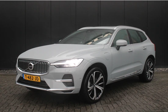 Volvo XC60 T8 Recharge Ultimate Bright | 21" | Luchtvering | B&W | 360 Camera | Gelaagd glas | Trekhaak | Panoramadak | Head-up | Sportstoe