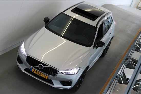 Volvo XC60 T8 390PK Twin Engine AWD R-Design | Full Opt! | Luchtv | B&W Audio | HUD | Trekhaak | 360º view