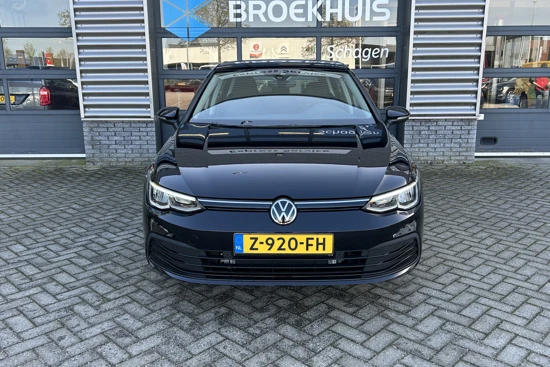 Volkswagen Golf 1.0 eTSI 110 pk Life 7-DSG | Navigatie by app | Achteruitrijcamera | Cruise control adaptief |