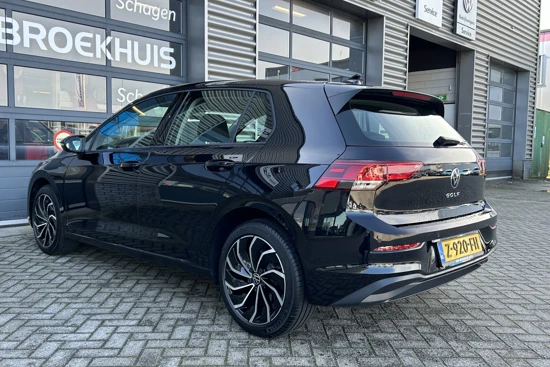 Volkswagen Golf 1.0 eTSI 110 pk Life 7-DSG | Navigatie by app | Achteruitrijcamera | Cruise control adaptief |