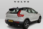 Volvo XC40 T4 R-Design #Trekhaak #Stoelverw. #CrystalWhite #DAB+