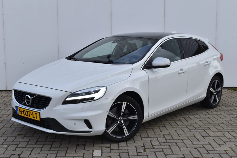 Volvo V40 T3 R-Design 2020! #Panodak #FullLED #Standkachel #HarmanKardon