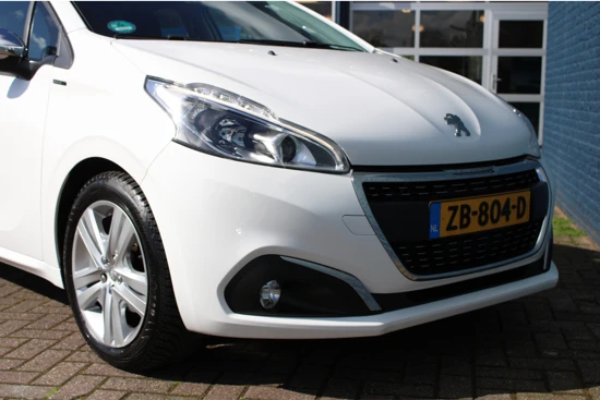 Peugeot 208 5drs 1.2 PureTech Signature