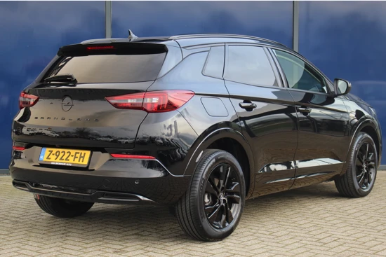 Opel Grandland 130 Pk AUT. GS-Line Black Pack | AppleCarPlay | Camera | Dode hoek ass. | 18" LMV | Draadloos opladen