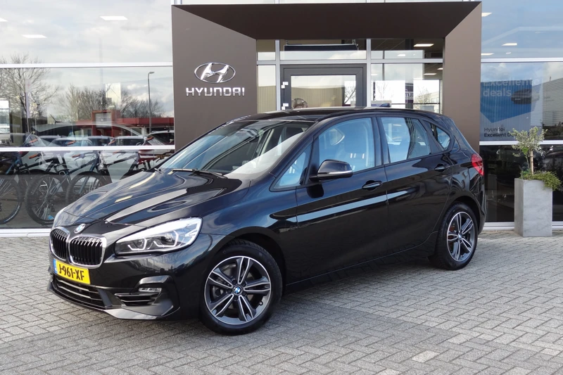 BMW 2 Serie Active Tourer 218i Executive | AUTOMAAT | HEAD-UP-DISPLAY | ELEKTRISCHE ACHTERKLEP