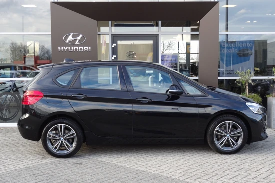 BMW 2 Serie Active Tourer 218i Executive | AUTOMAAT | HEAD-UP-DISPLAY | ELEKTRISCHE ACHTERKLEP