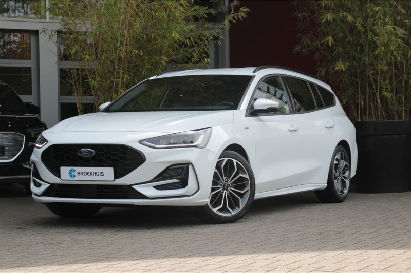 Ford Focus MCA ST-Line X 1.0 EcoBoost Hybrid 6-bak Wagon 92 kW / 125 pk