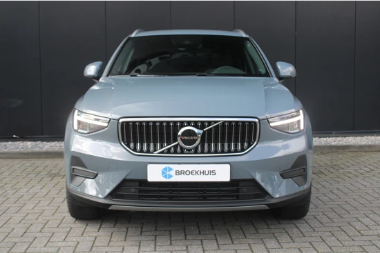 Volvo XC40 T4 Recharge Core Bright | 19'' | Camera | Stoel / stuurverwarming