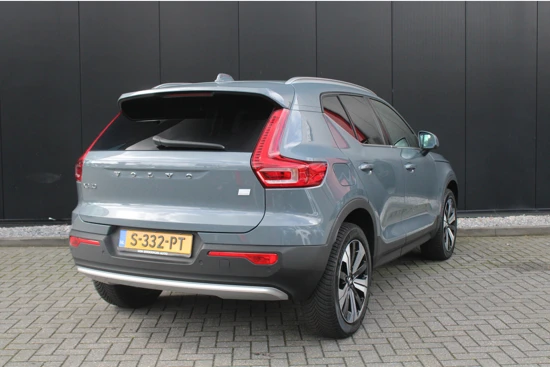 Volvo XC40 T4 Recharge Core Bright | 19'' | Camera | Stoel / stuurverwarming