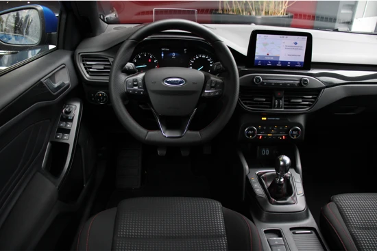 Ford Focus 1.0 EcoBoost 125PK Hybrid ST-Line | Head-up display | Keyless | Stuur- en stoelverwarming | Camera |