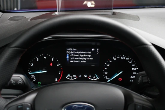 Ford Focus 1.0 EcoBoost 125PK Hybrid ST-Line | Head-up display | Keyless | Stuur- en stoelverwarming | Camera |