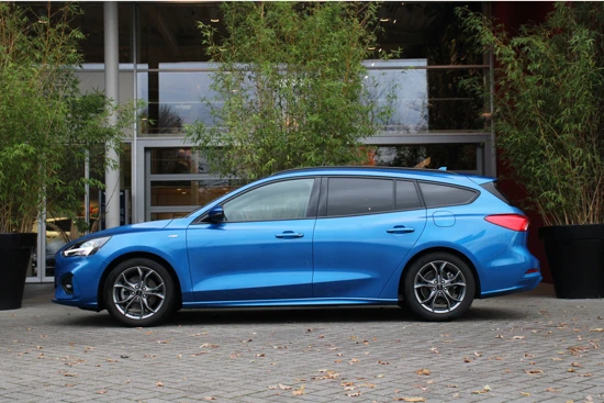 Ford Focus 1.0 EcoBoost 125PK Hybrid ST-Line | Head-up display | Keyless | Stuur- en stoelverwarming | Camera |