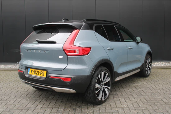 Volvo XC40 Recharge P8 AWD R-Design