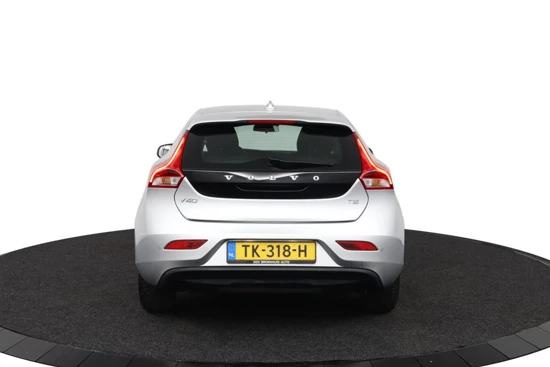 Volvo V40 T2 Kinetic | Climate Control | High Performance Audio | Cruise Control | Parkeersensoren achterzijde |