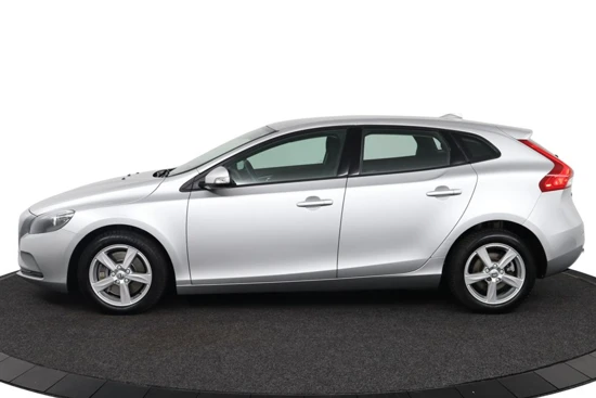 Volvo V40 T2 Kinetic | Climate Control | High Performance Audio | Cruise Control | Parkeersensoren achterzijde |