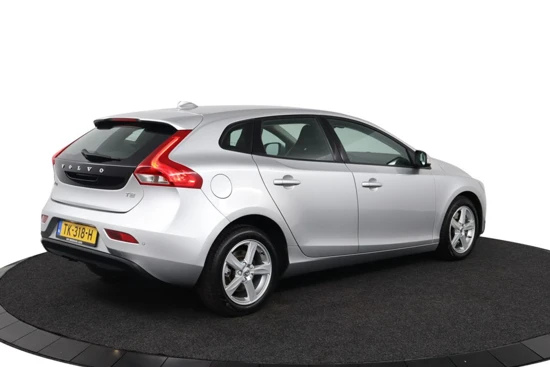 Volvo V40 T2 Kinetic | Climate Control | High Performance Audio | Cruise Control | Parkeersensoren achterzijde |