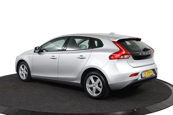 Volvo V40 T2 Kinetic | Climate Control | High Performance Audio | Cruise Control | Parkeersensoren achterzijde |