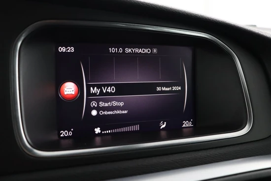 Volvo V40 T2 Kinetic | Climate Control | High Performance Audio | Cruise Control | Parkeersensoren achterzijde |