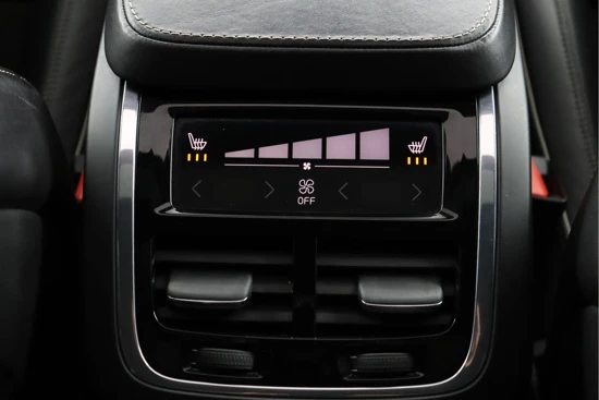 Volvo XC90 T8 Twin Engine AWD R-Design | Adaptieve cruise control incl. BLIS | Stoel & stuurwielverwarming | Elektrisch verstelbare voorsto