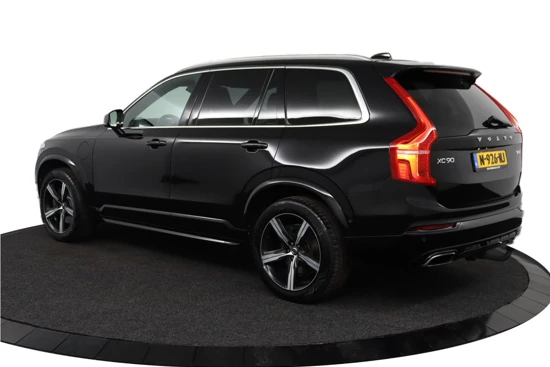 Volvo XC90 T8 Twin Engine AWD R-Design | Adaptieve cruise control incl. BLIS | Stoel & stuurwielverwarming | Elektrisch verstelbare voorsto