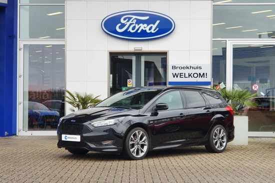 Ford Focus Wagon 1.5 182 pk ST-Line | Navigatie | 18'' Velgen | Stoel- Voorruit- en Stuurverwarming | Navigatie | Achteruitrijcamera |