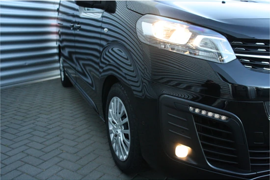 Opel Vivaro 2.0 CDTI 180PK L3H1 DC INNOVATION AUTOMAAT / NAVI / CLIMA / LED / PDC / CAMERA / TREKHAAK / 1E EIGENAAR / NIEUWSTAAT !!