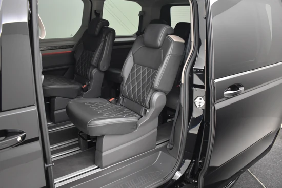 Volkswagen Multivan 1.4 eHybrid PHEV 218pkL1H1 Energetic 7 persoons | Adaptief cruise control | Navigatie | Leder bekleding | Panorama dak | Matrix