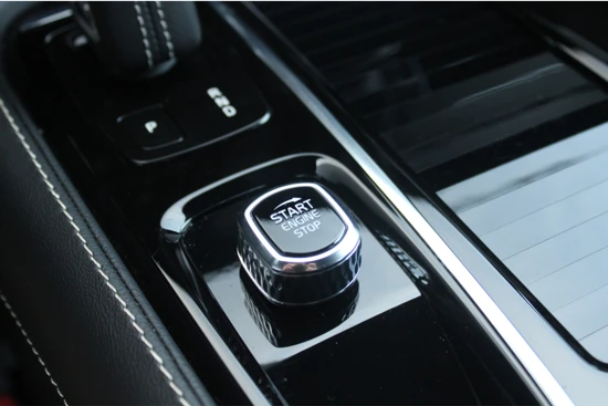 Volvo V90 T6 AWD R-Design Dark | 19 Inch | Adaptive Cruise | BLIS | DAB | Elektrische Voorstoelen | LED | CarPlay