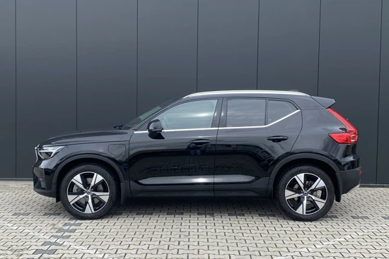 Volvo XC40 T4 Recharge Plus Bright | Leder | Trekhaak | Elektrische Voorstoelen | BLIS | DAB | Adaptive Cruise