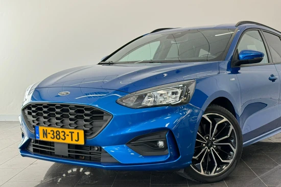 Ford Focus Wagon 1.0 EcoBoost ST Line Business | Winter Pack | 18" wielen | Privacy glass |