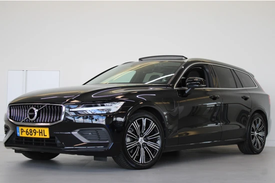 Volvo V60 T8 455PK AWD Long Range AWD Inscription | Panoramadak | Trekhaak | Adapt LED | BLIS | Power Seats