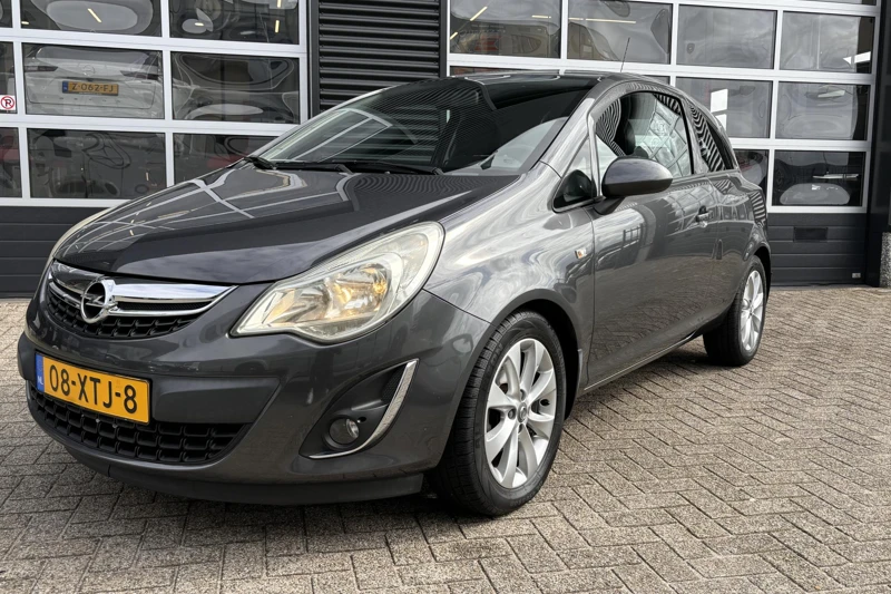 Opel Corsa 1.2-16V Anniversary Edition