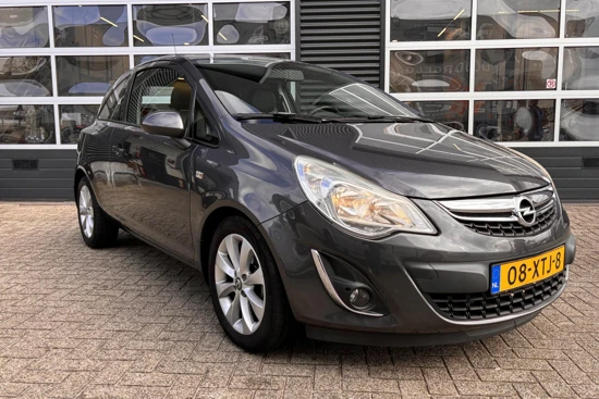 Opel Corsa 1.2-16V Anniversary Edition