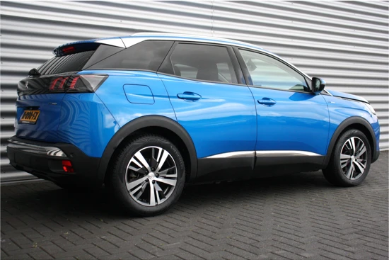 Peugeot 3008 1.6 HYBRID 225PK BLUE LEASE ALLURE AUTOMAAT / NAVI / LEDER / CLIMA / PDC / 18" LMV / CAMERA / KEYLESS / FULL-LED / 1E EIGENAAR /