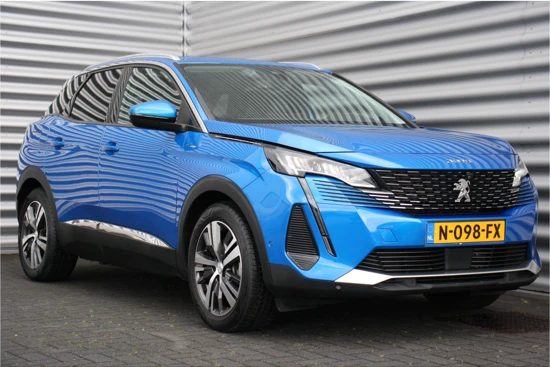 Peugeot 3008 1.6 HYBRID 225PK BLUE LEASE ALLURE AUTOMAAT / NAVI / LEDER / CLIMA / PDC / 18" LMV / CAMERA / KEYLESS / FULL-LED / 1E EIGENAAR /