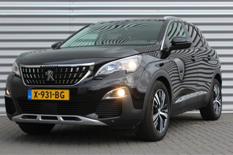 Peugeot 3008 1.2 PURETECH 130PK ALLURE+ AUTOMAAT / NAVI / LEDER / CLIMA / LED / PDC / 18" LMV / KEYLESS / PANO. DAK / BLUETOOTH / CRUISECONTR