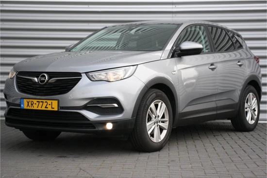 Opel Grandland X 1.2 TURBO 130PK ONLINE EDITION / NAVI / CLIMA / LED / PDC / 17" LMV / TREKHAAK / BLUETOOTH / CRUISEC