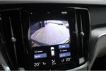 Volvo V60 B3 GT Business Pro | Leder | Panoramadak | Pilot Assist | BLIS | Trekhaak | Stoel/stuur verwarming | Camera | DAB |