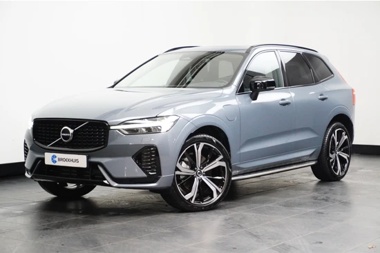 Volvo XC60 Recharge T6 AWD Plus Dark Long Range | Lightning Pack | 21" wielen | Getint glas | Parkeerverwarming | Trekhaak |