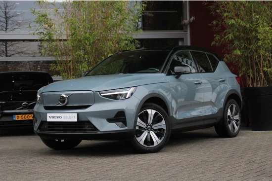 Volvo XC40 Recharge Plus 70 kWh | Camera | Stuur- en stoelverwarming | Adaptive Cruise